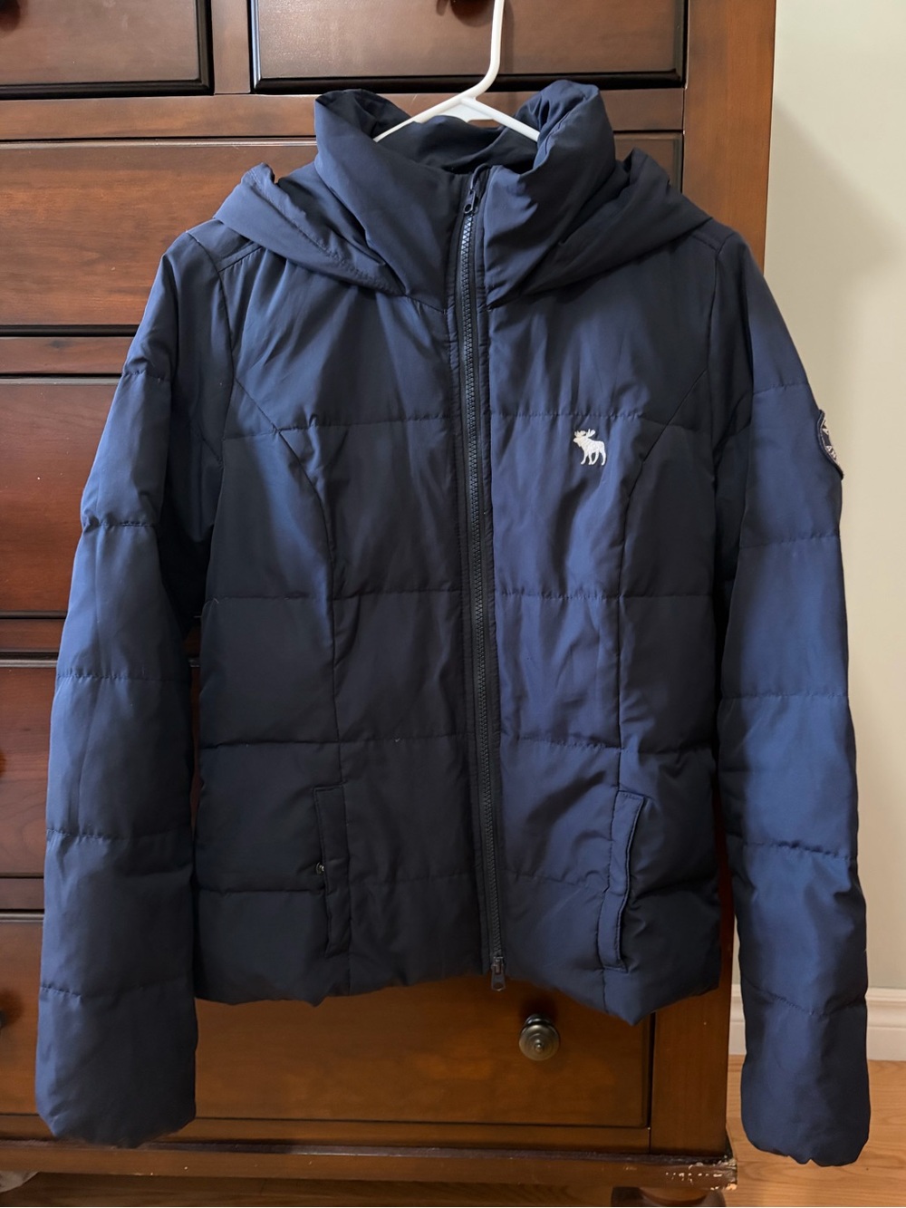 Abercrombie & Fitch Navy Quilted Puffer Jacket with Hood - Picture 2 of 5